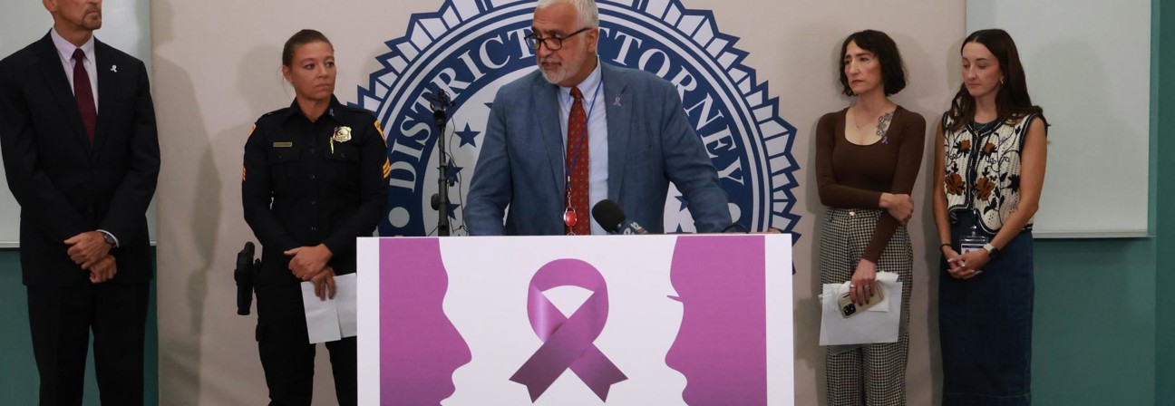 SALT LAKE COIJ= TY DOMESTIC VIOLENCE AWARENESS MONTH