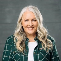 A woman with blonde hair.