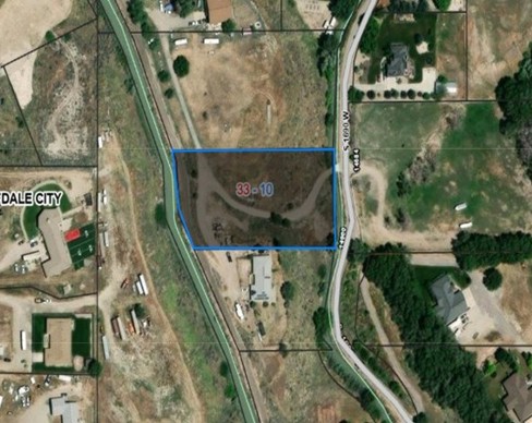 A bird's eye view of a city.